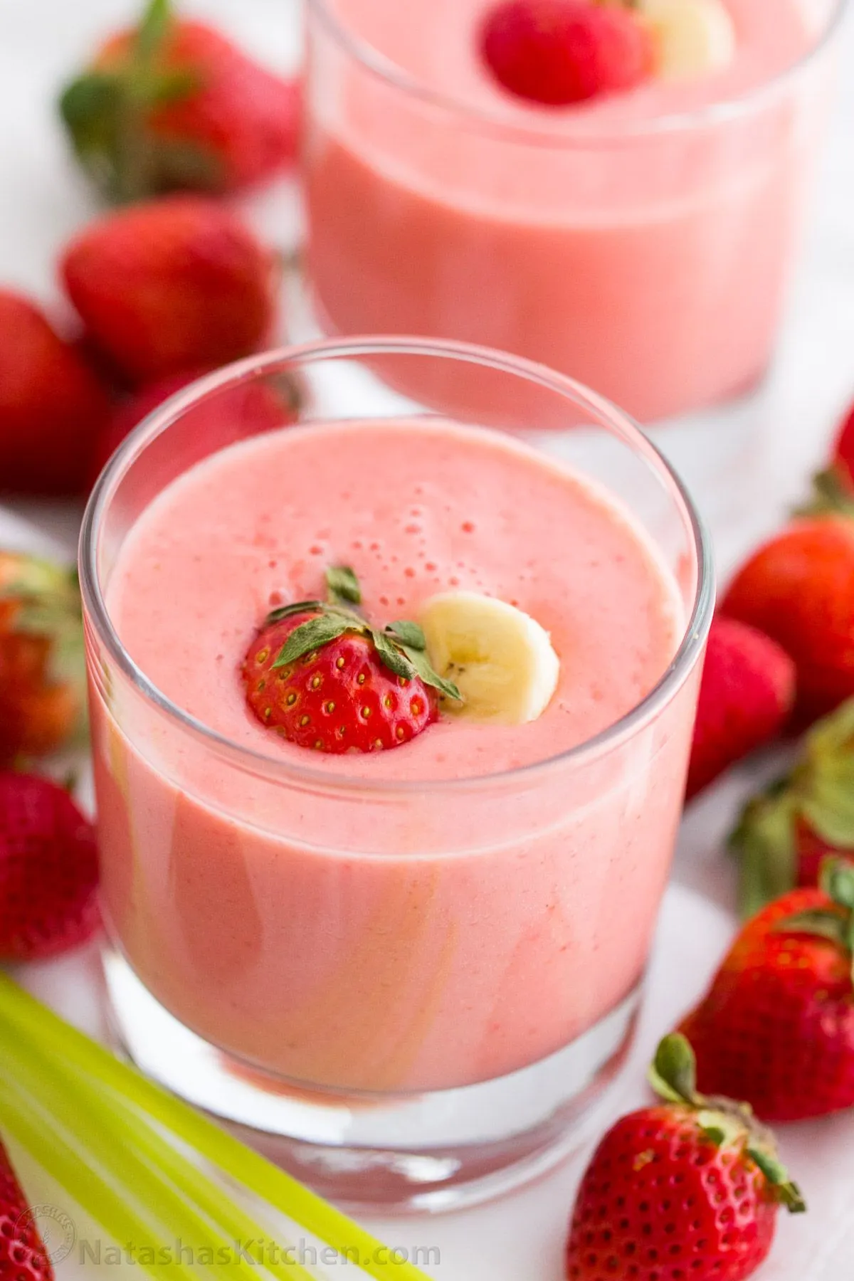 Simple and Delicious Strawberry Smoothie
