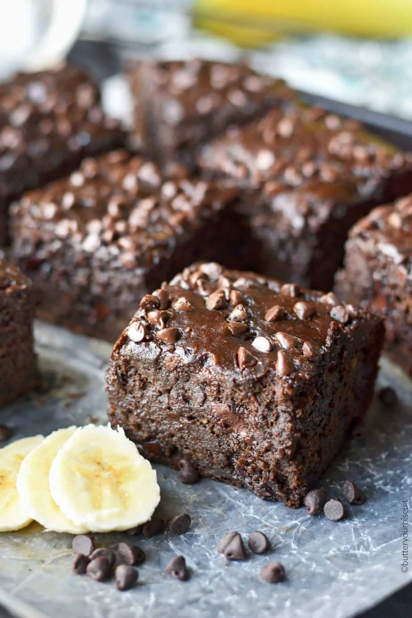 Slow Cooker Chocolate Banana Fudge Cake