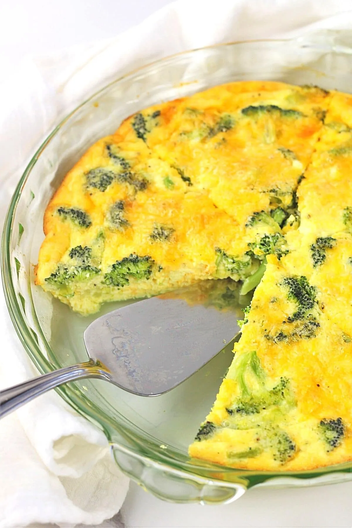 Slow Cooker Crustless Broccoli Cheese Quiche