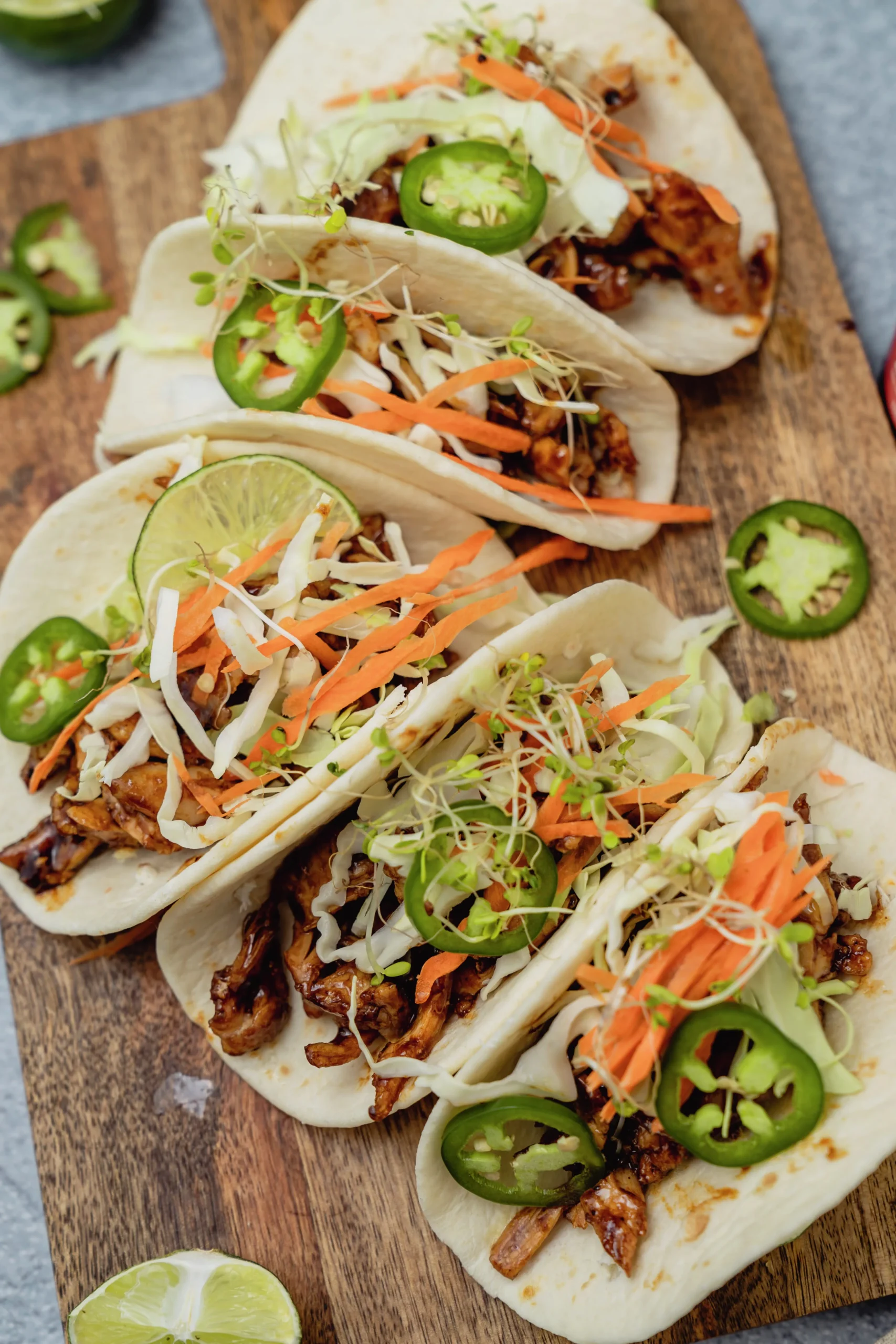 Slow Cooker Hoisin Chili Chicken Tacos