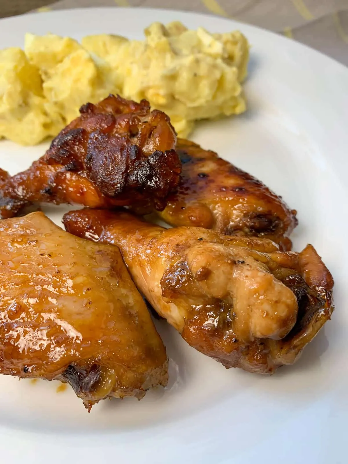 Slow Cooker Honey Garlic Glazed Wings