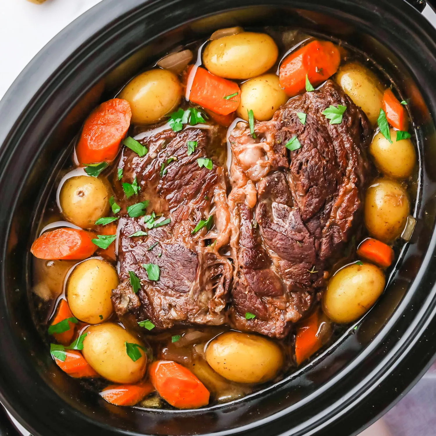Slow Cooker Pot Roast with Garlic and Onions