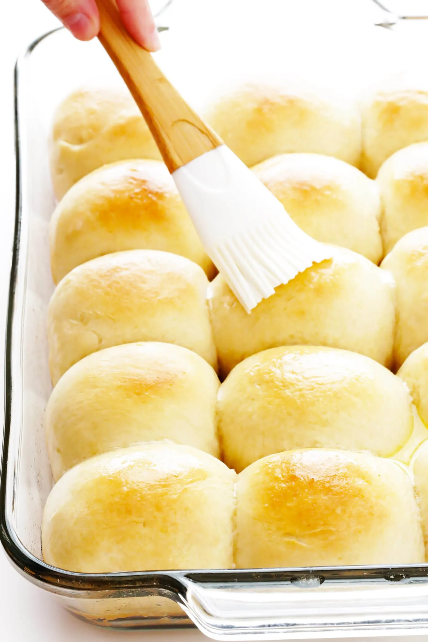 Soft Buttermilk Dinner Rolls