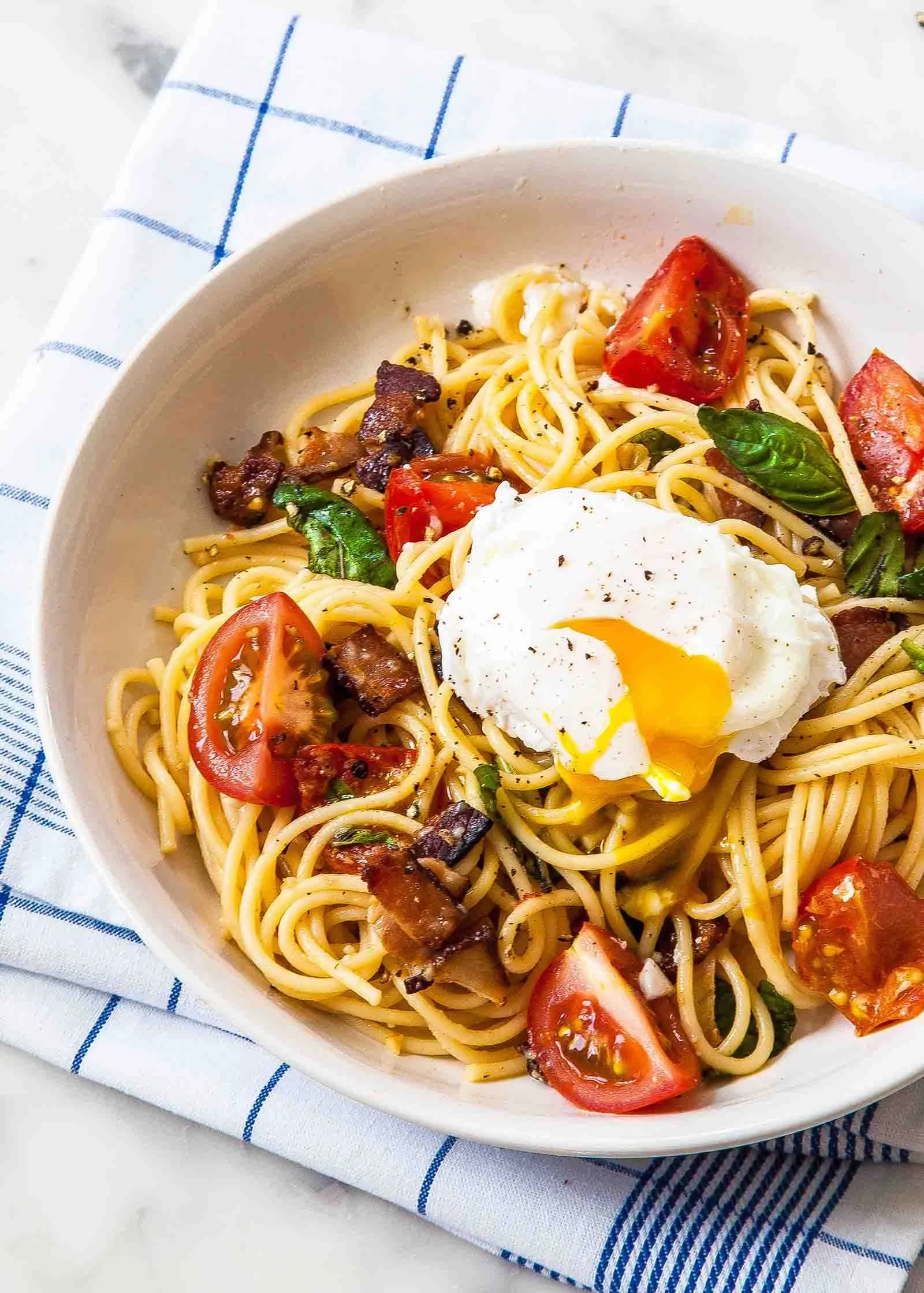 Spaghetti with Tomato Bacon Olive Sauce