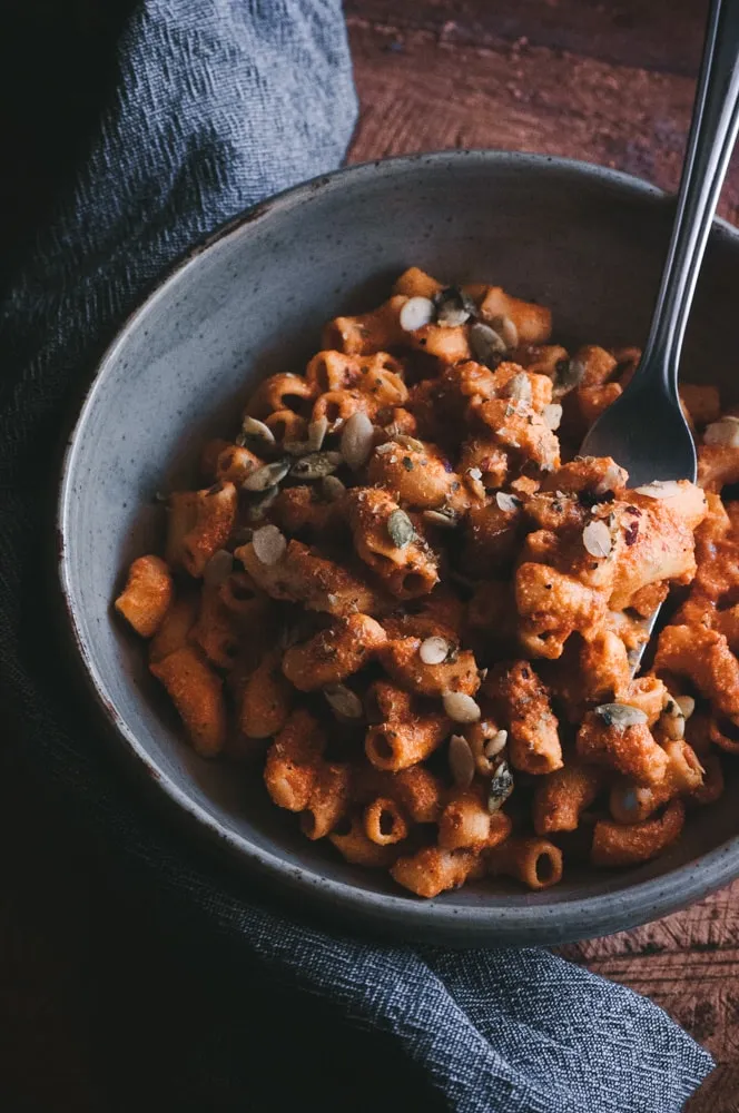 Spicy Roasted Red Pepper & Chipotle Pumpkin Seed Pasta Bowl (Vegan, Gluten Free)