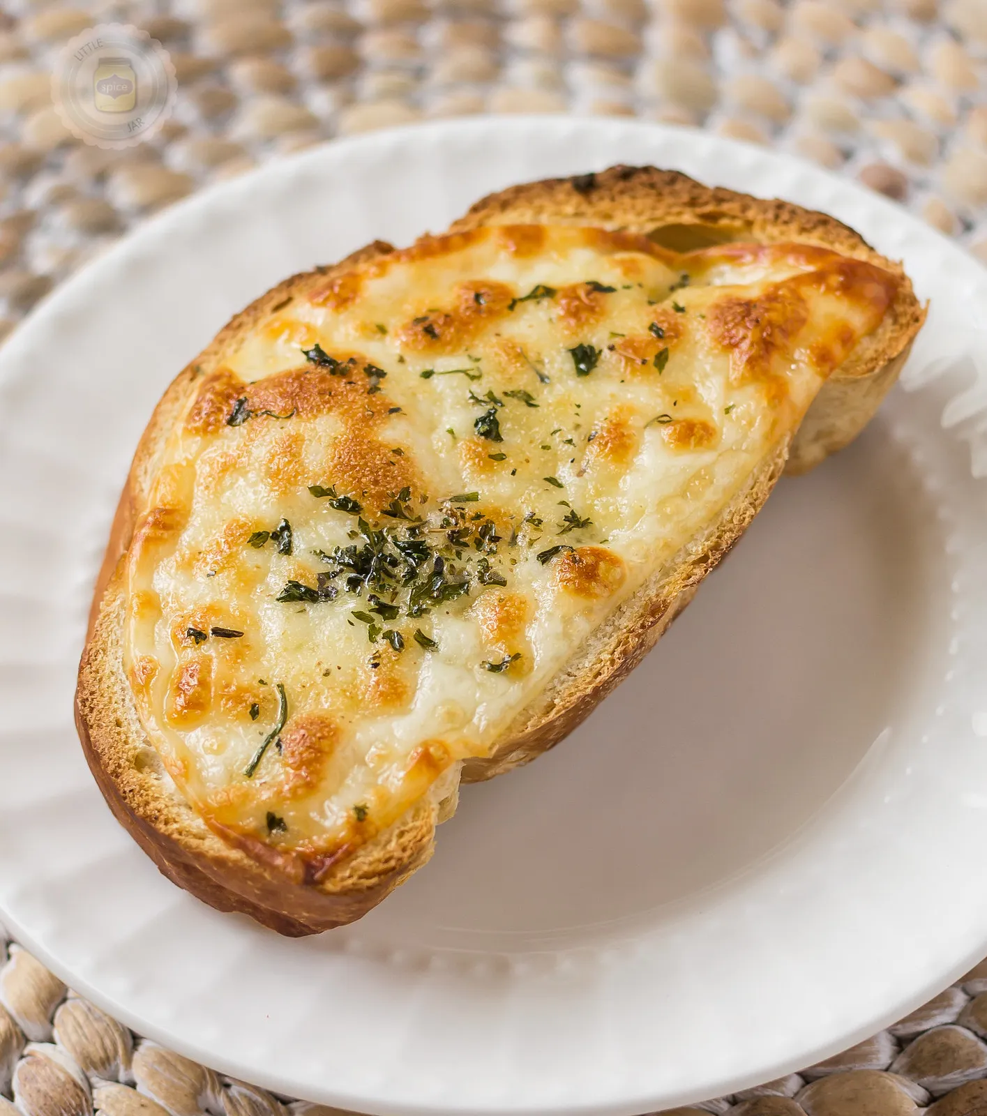 Summer Fresh Cheesy Garlic Bread