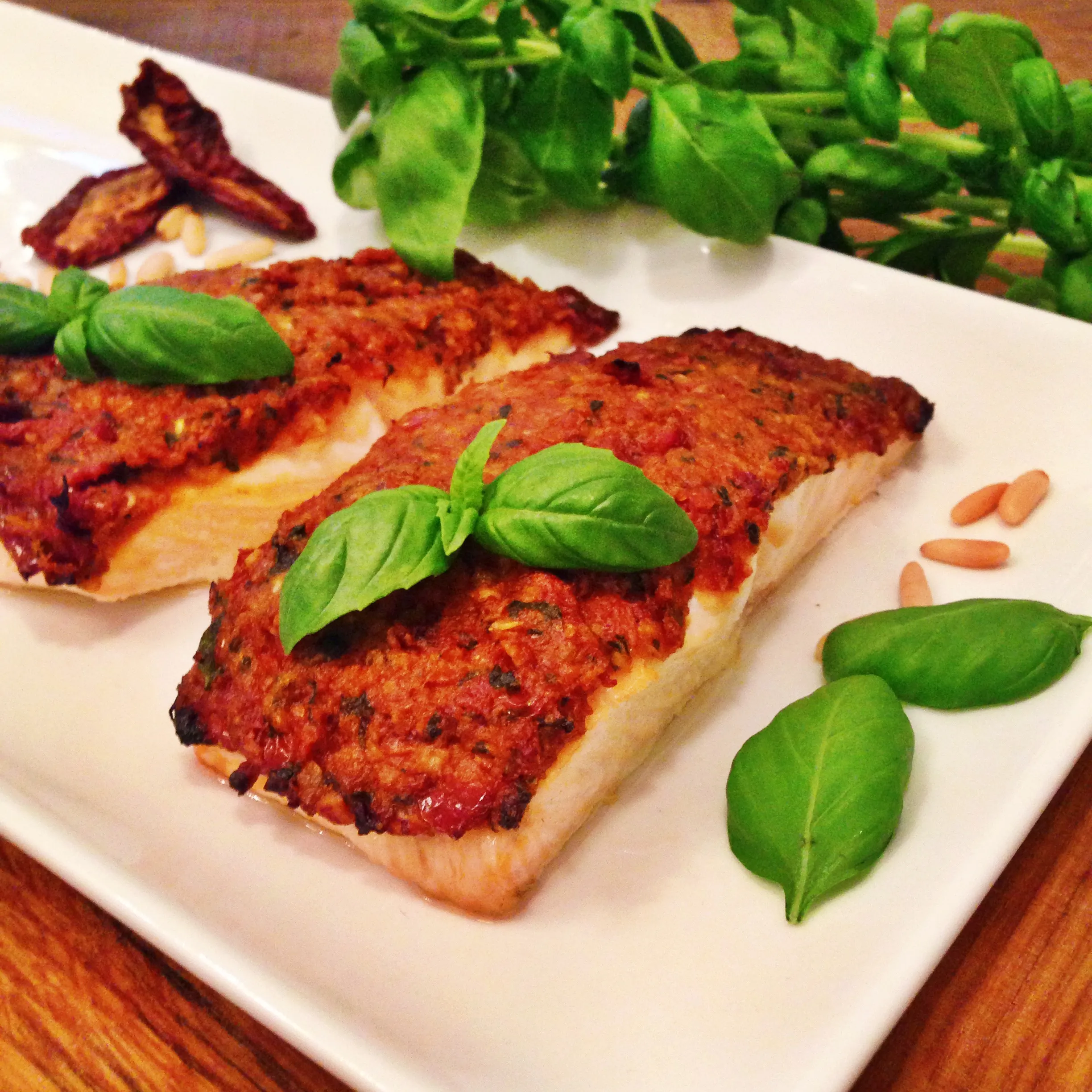 Sundried Tomato Pesto Salmon