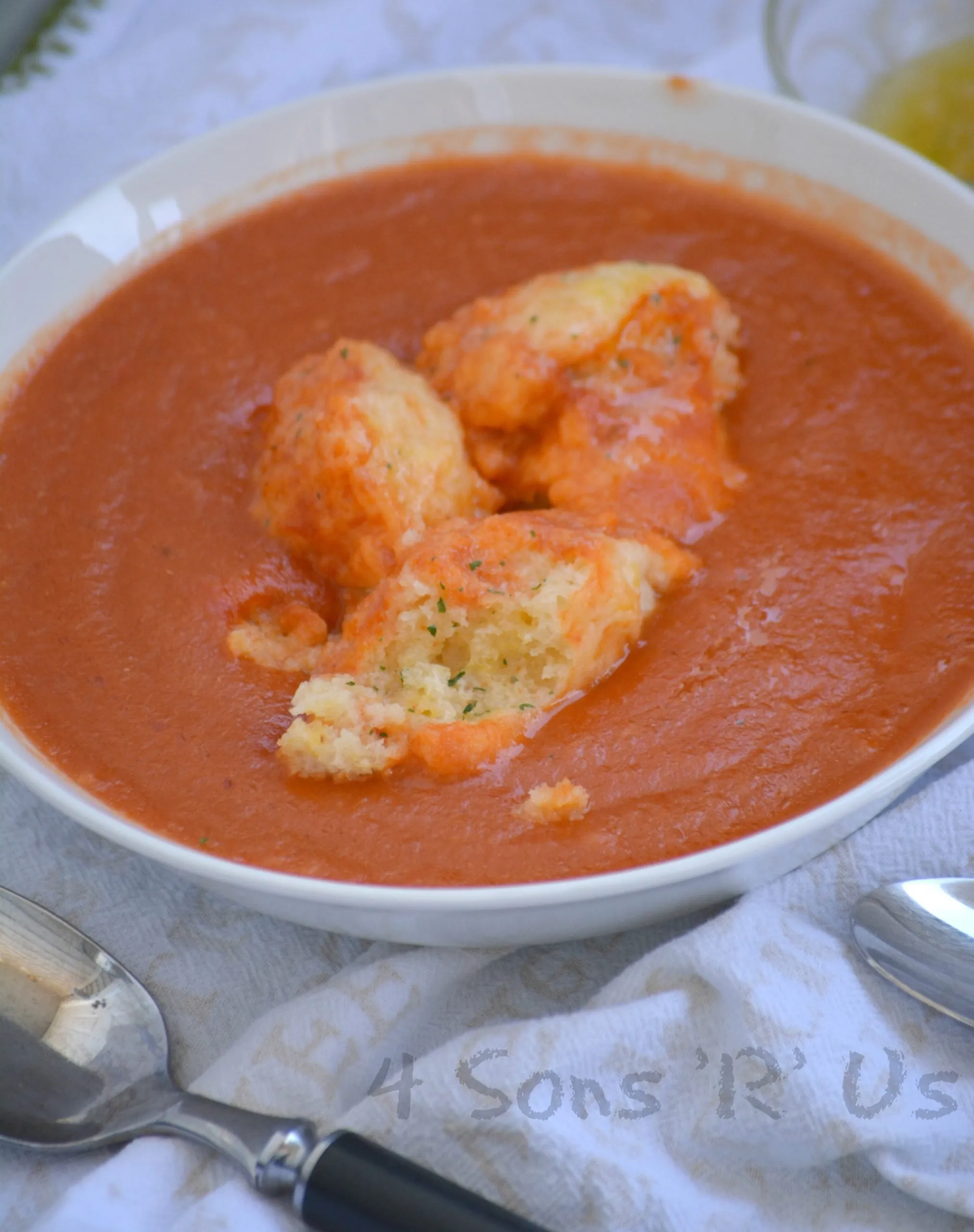 Tomato Bisque Cheddar Bay Dumplings
