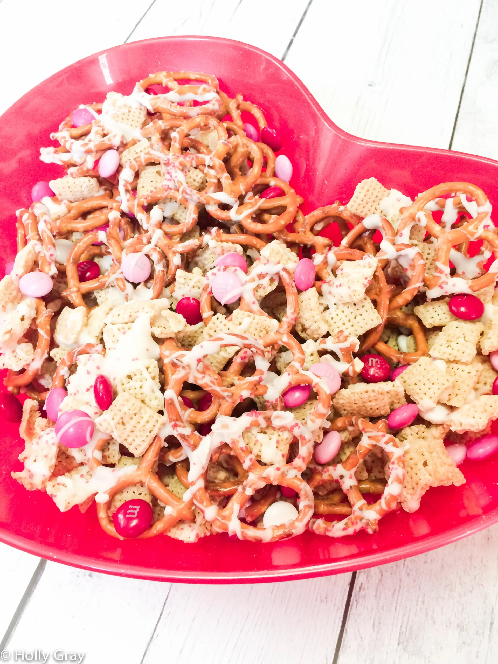Valentine's Day Snack Mix