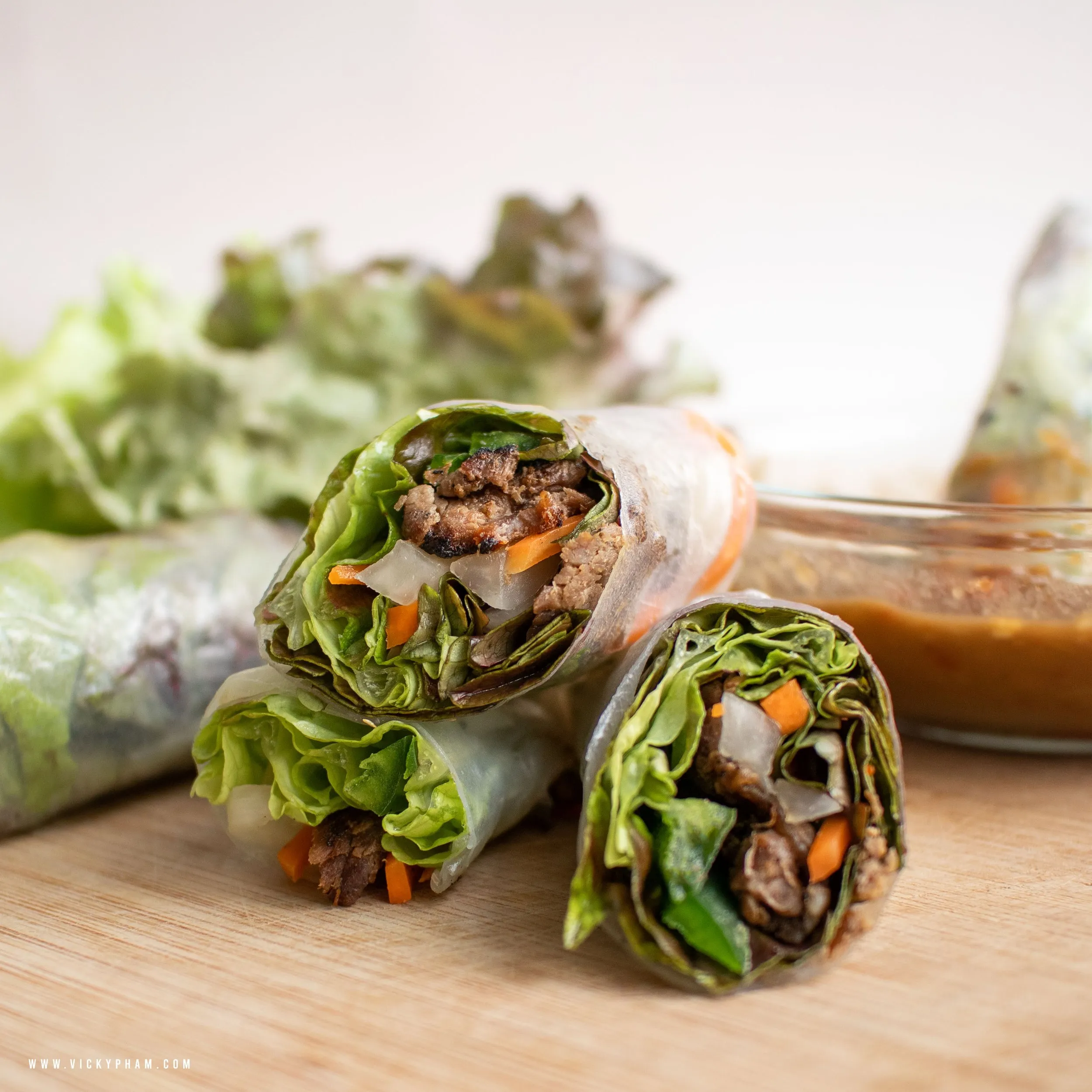 Vietnamese Fresh Spring Rolls with Lemongrass Beef