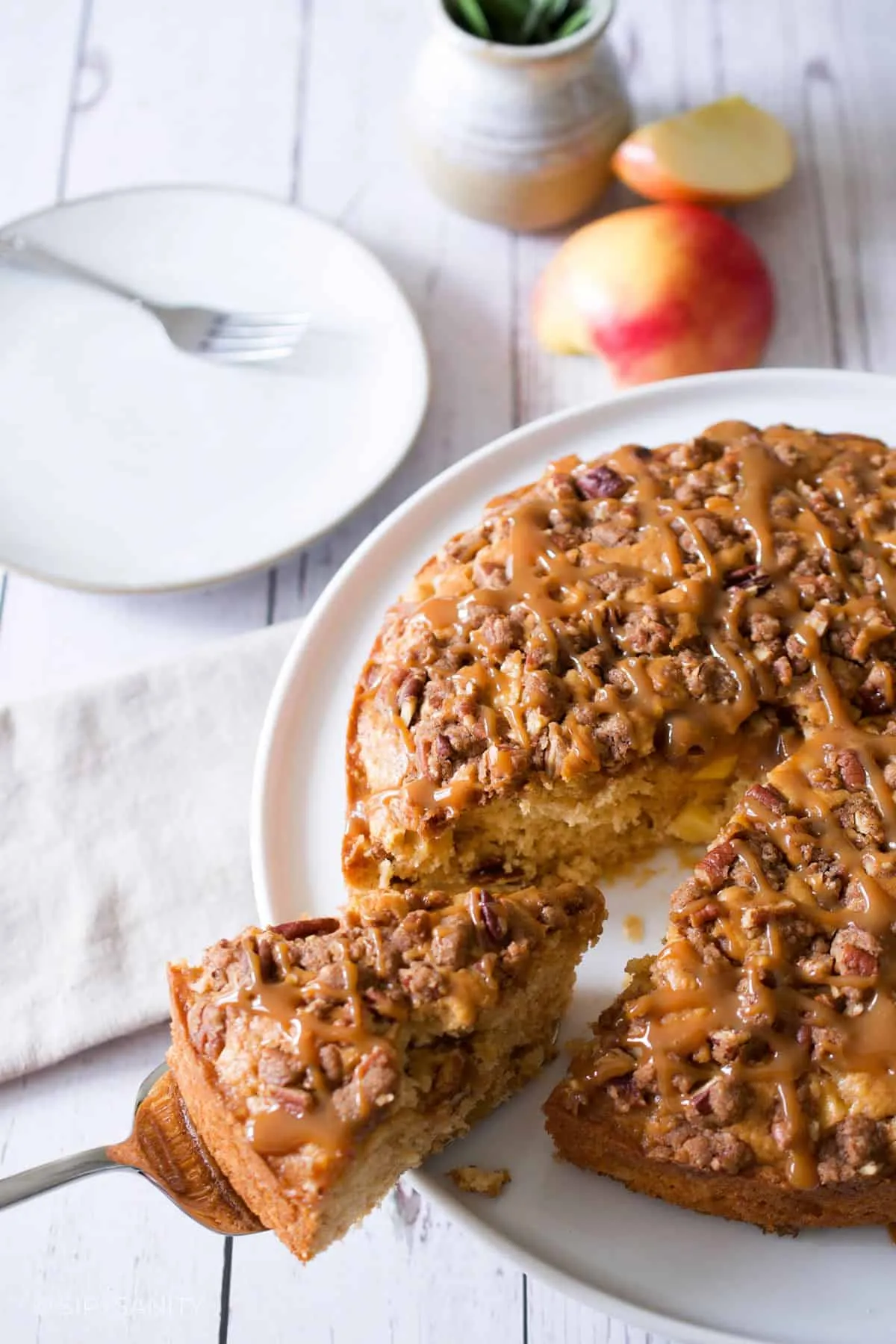 apple caramel pecan cake