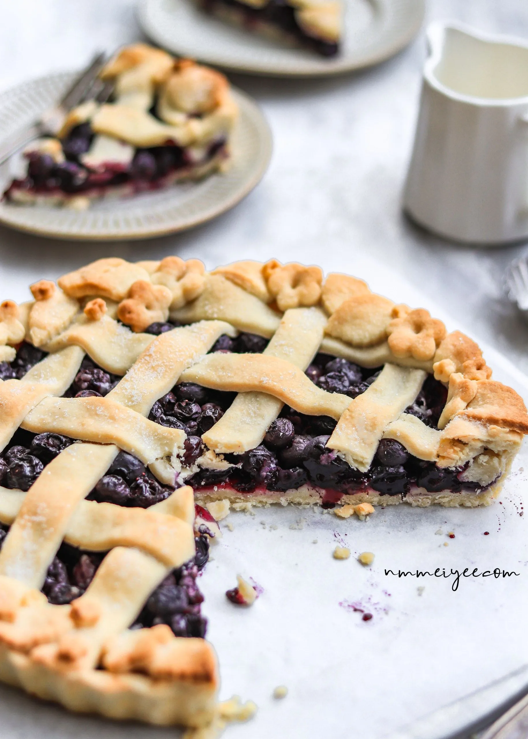 blueberry pie with coconut oil crust vegan