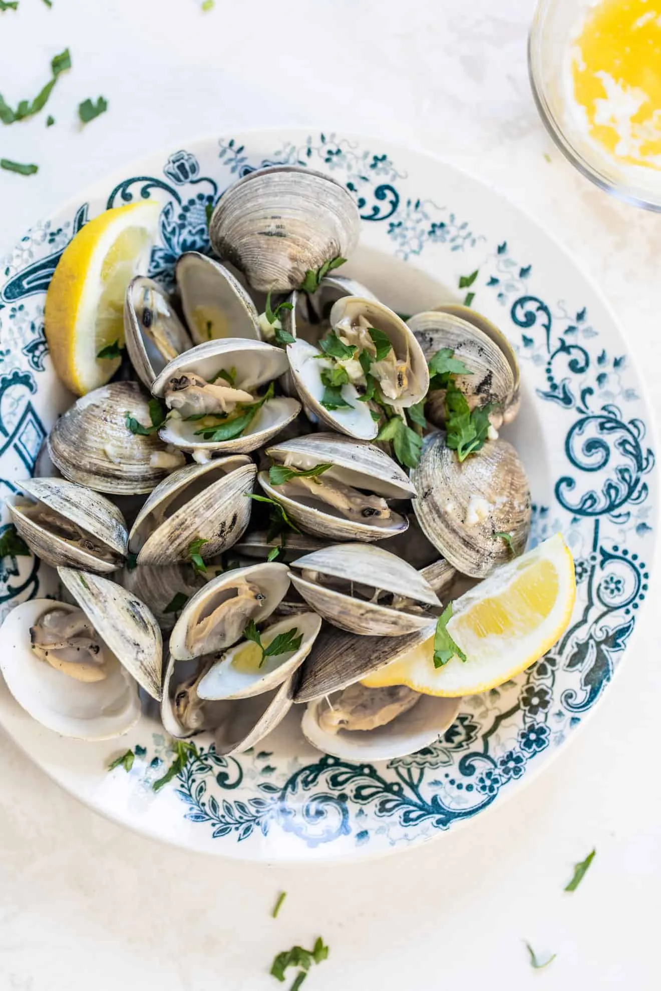 spicy clams with lime butter