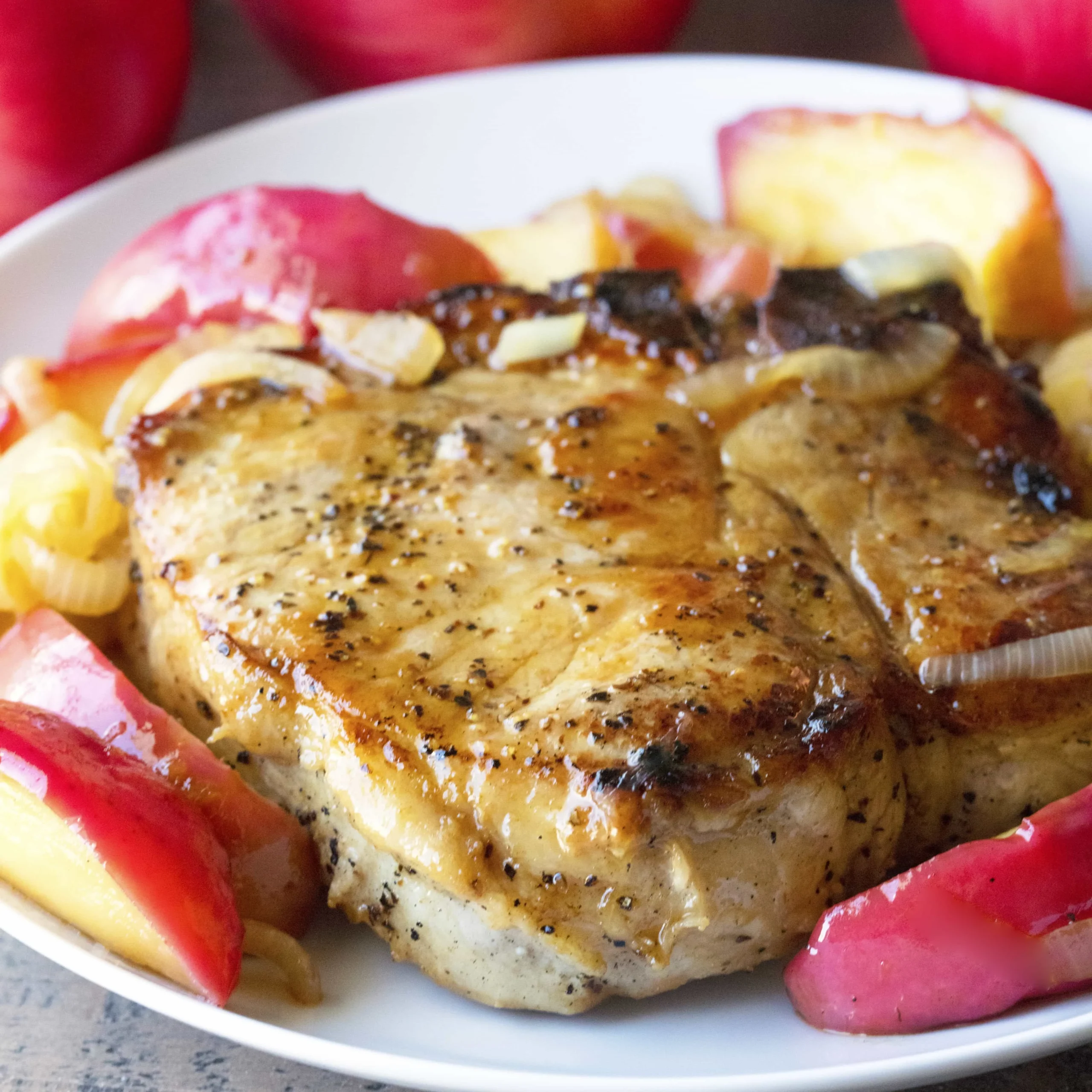 sweet apple onion pork chops